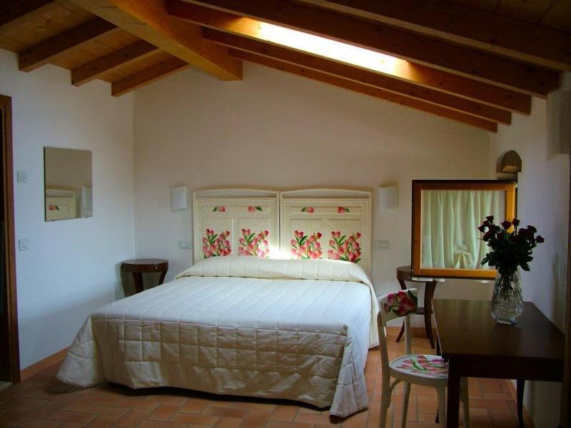 Agriturismo Le Campagnole باردولينو الغرفة الصورة